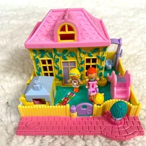 1994 Vintage Bluebird Polly Pocket Nursery School - complete set